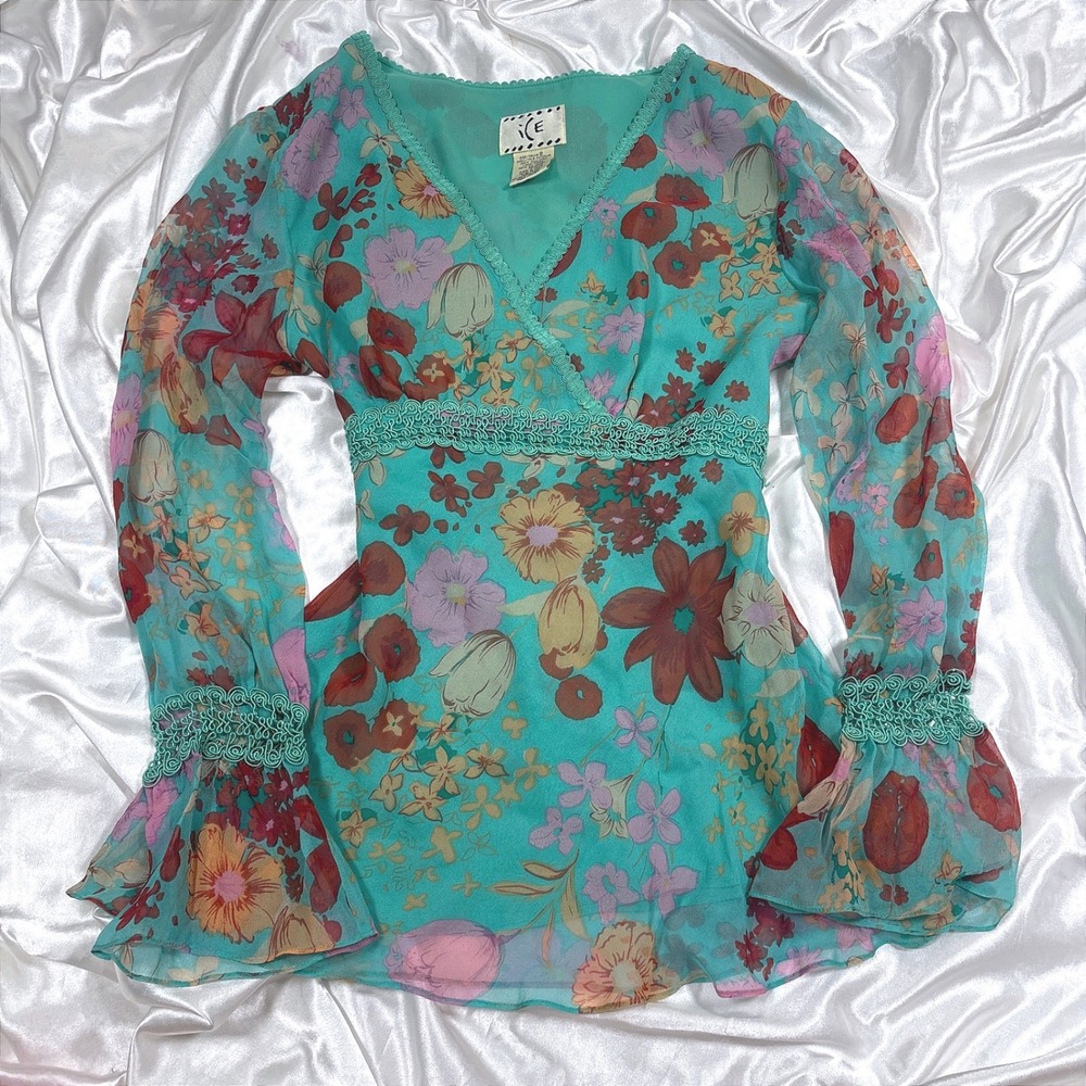 y2k Blouse Turquoise Excellent Silk Floral Crochet Lace Bell Sleeve V-Neck Top